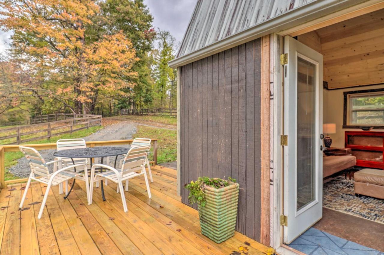 Rustic Hendersonville Farm Studio With Private Deck Екстер'єр фото