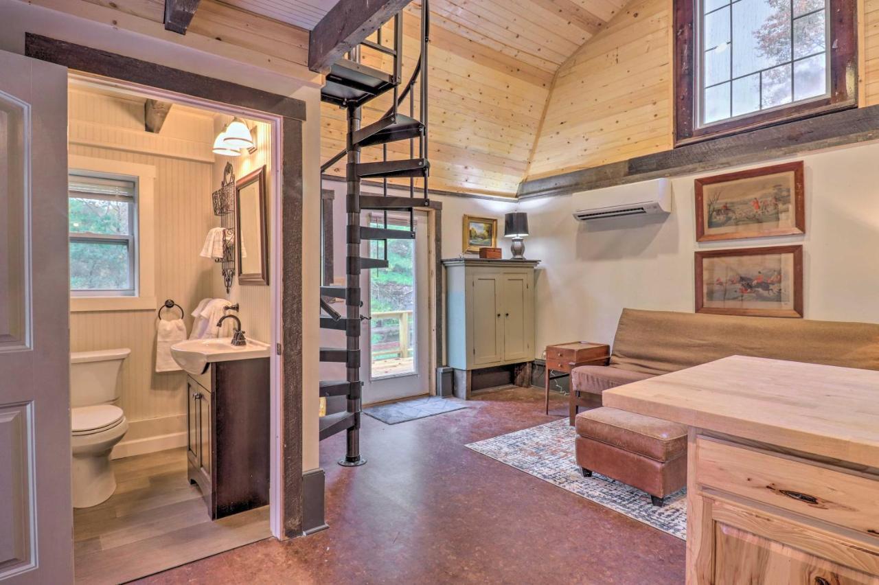 Rustic Hendersonville Farm Studio With Private Deck Екстер'єр фото