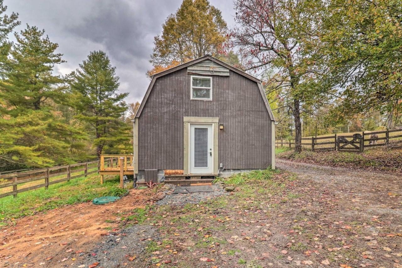 Rustic Hendersonville Farm Studio With Private Deck Екстер'єр фото